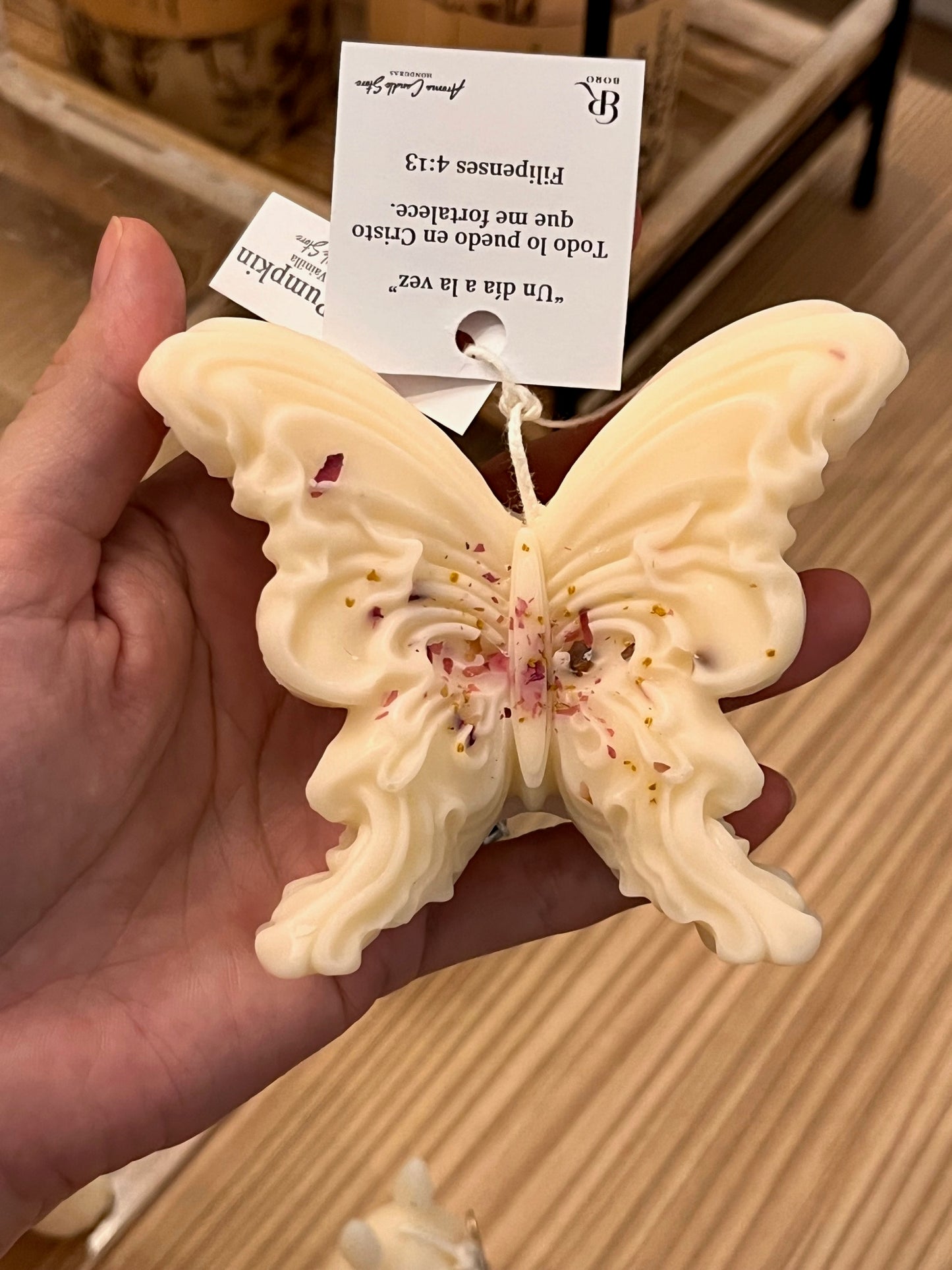 Mariposa x BORO